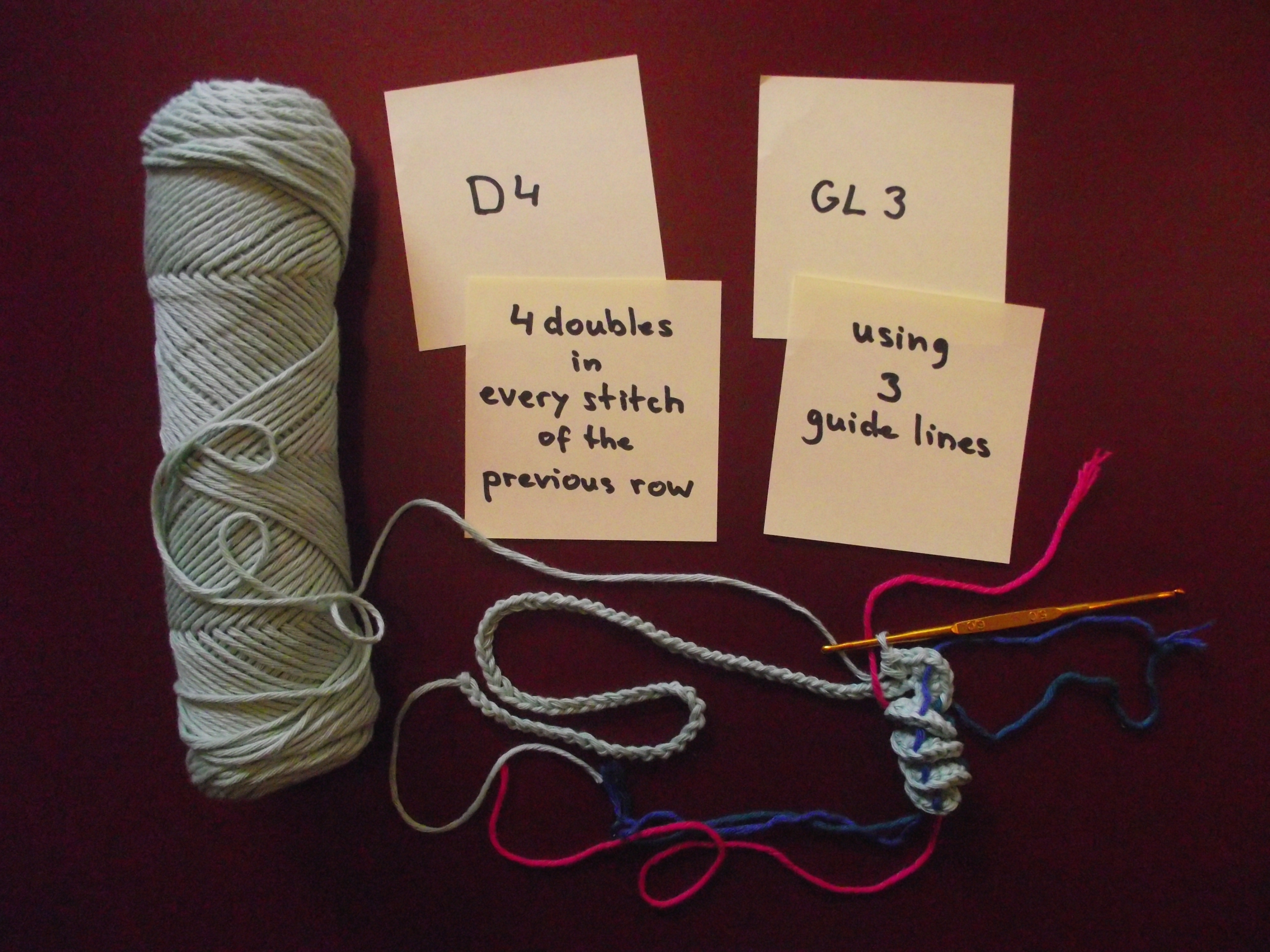 D4 GL3 - 4 Doubles in every stitch, using 3 guide lines